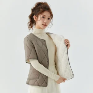 업뎃 정보 방송에 나온 반어라운드 24FW 반팔 다운 점퍼&nbsp; 바로 이것입니다.