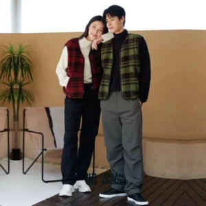 추천드려야할 소식 방송에 나온 어반어라운드 24FW 울 블렌디드 체크 베스트 1종 (남녀공용)&nbsp; 바로 이것입니다.