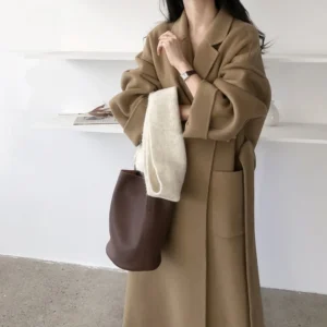 인기있는 이유는? 방송에 나온 여성코트&nbsp; 바로 이것입니다.